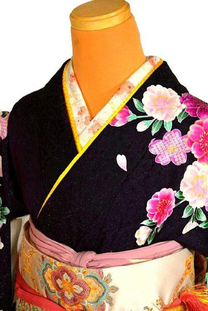 振袖 中古 着物 送料無料 身丈166cm 裄丈68cm 最高峰 新品同様 金彩 シシュウ 金通し 花柄 正絹 成人式 T3593 < 女性ファッション  振袖 中古 着物 送料無料 身丈166cm 裄丈68cm 最高峰 新品同様 金彩 シシュウ 金通し 花柄 正絹 成人式 T3593 < 女性ファッションの