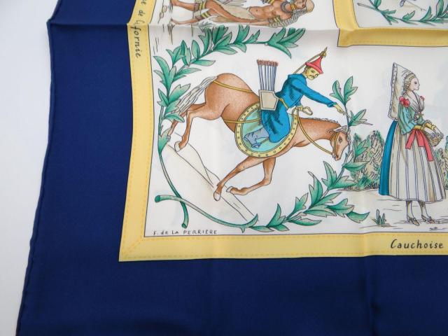 �G�����X �J��90 COSTUMES CIVILS ACTUELS ����s���̕��� �X�J�[�t �u���[�n��USED���y���������z �� �u�����h�� 