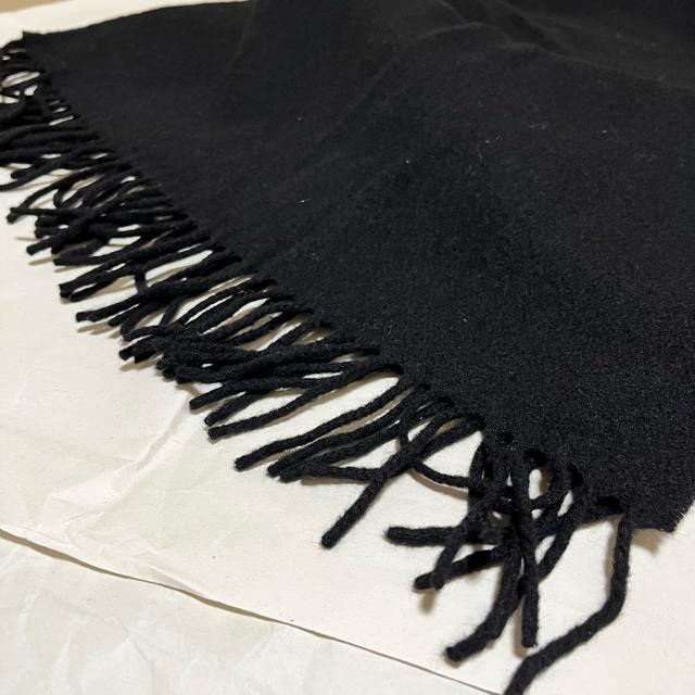 【GIANFRANCO FERRE】 大判 ストール / マフラー / 黒 フリンジ < ブランド 【GIANFRANCO FERRE】 大判 ストール / マフラー / 黒 フリンジ < ブランドの