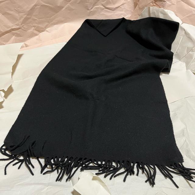 【GIANFRANCO FERRE】 大判 ストール / マフラー / 黒 フリンジ < ブランド 【GIANFRANCO FERRE】 大判 ストール / マフラー / 黒 フリンジ < ブランドの