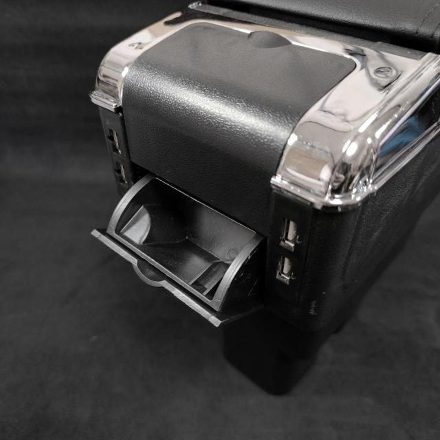 SUBARU �T���o�[ �A�[�����X�g USB�|�[�g�t �u���b�N �R���\�[�� �� ������/�o�C�N