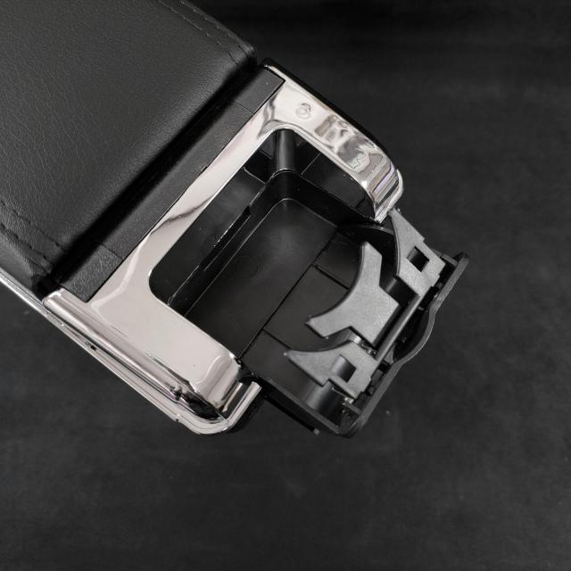 SUBARU �T���o�[ �A�[�����X�g USB�|�[�g�t �u���b�N �R���\�[�� �� ������/�o�C�N