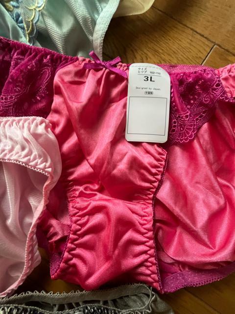 3Lサイズ!5枚セット!ツルツル光沢素材!シフォン使い!色とりどり!高貴品格!エレガント!ショーツ!No.ラブ < 女性ファッション  3Lサイズ!5枚セット!ツルツル光沢素材!シフォン使い!色とりどり!高貴品格!エレガント!ショーツ!No.ラブ < 女性ファッションの