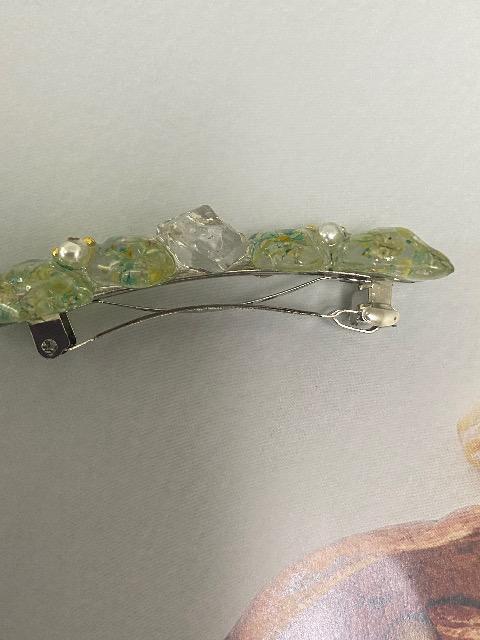 ハンドメイド レジン ドライフラワーのかけら封入バレッタ グリーン < 女性ファッション  ハンドメイド レジン ドライフラワーのかけら封入バレッタ グリーン < 女性ファッションの