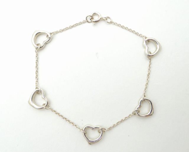 TIFFANY&CO. ティファニー オープンハート ブレスレット 17cm SV925<USED>【送料無料】 < ブランド  TIFFANY&CO. ティファニー オープンハート ブレスレット 17cm SV925<USED>【送料無料】  < ブランドの