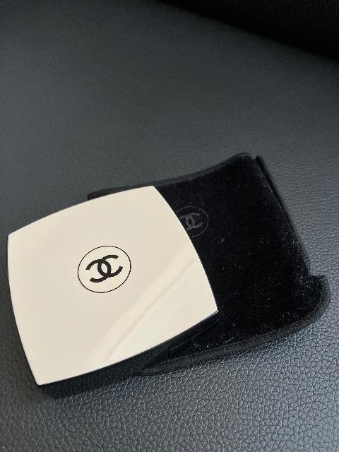 CHANEL/�A�C�V���h�E���x�[�W���p���b�g���K�[�����C�g�����w�����K�i 