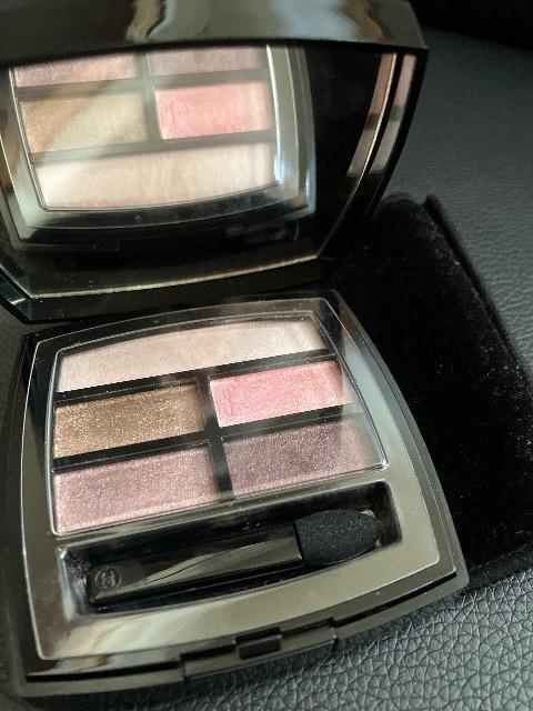 CHANEL/�A�C�V���h�E���x�[�W���p���b�g���K�[�����C�g�����w�����K�i