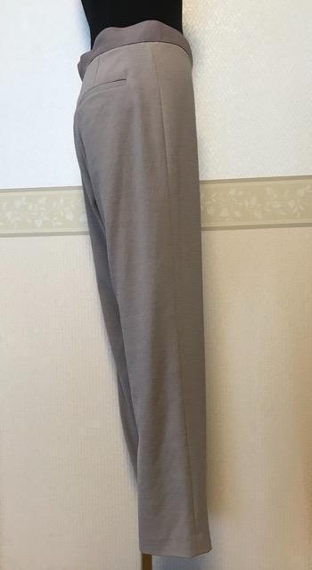 Rename ウエストリボン パンツ ベージュ 未使用タグ付き < 女性ファッション  Rename ウエストリボン パンツ ベージュ 未使用タグ付き < 女性ファッションの