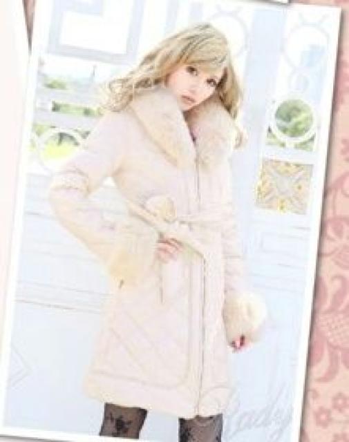 Rady☆フォックスファー☆キルティングダウンコート☆バニラベージュ☆新品同様 < ブランド Rady☆フォックスファー☆キルティングダウンコート☆バニラベージュ☆新品同様 < ブランドの