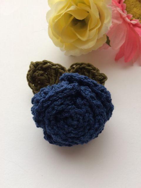 ハンドメイド ブローチ ヘアゴム 巻き巻き薔薇♪ ネイビー 紺 < 女性ファッション  ハンドメイド ブローチ ヘアゴム 巻き巻き薔薇♪ ネイビー 紺 < 女性ファッションの