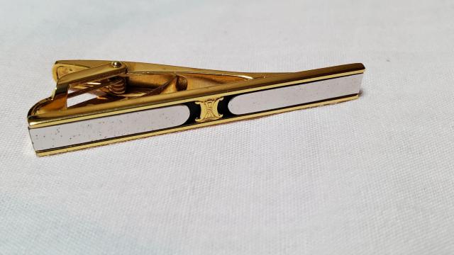 正規 レア セリーヌ クラシック マカダム エンブレムロゴ ゴールド SV コンビネクタイピン クリップタイバー タイ留め 付属有 < ブランド  正規 レア セリーヌ クラシック マカダム エンブレムロゴ ゴールド SV コンビネクタイピン クリップタイバー タイ留め 付属有 < ブランドの