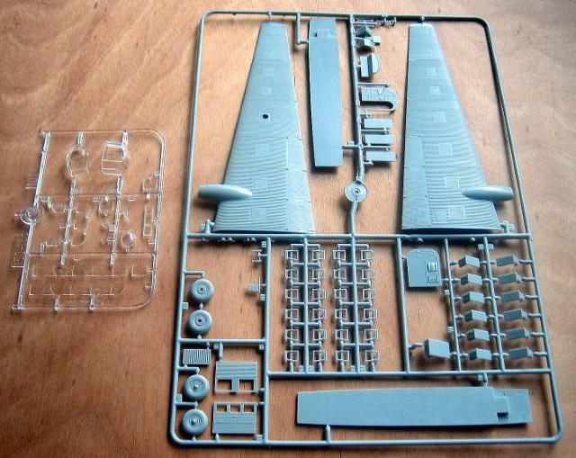 イタレリ 1/72 ユンカース JU-52 < ホビー イタレリ 1/72 ユンカース JU-52 < ホビーの