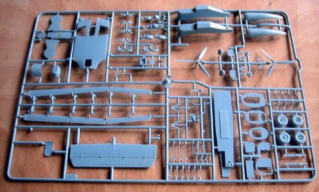 イタレリ 1/72 ユンカース JU-52 < ホビー イタレリ 1/72 ユンカース JU-52 < ホビーの