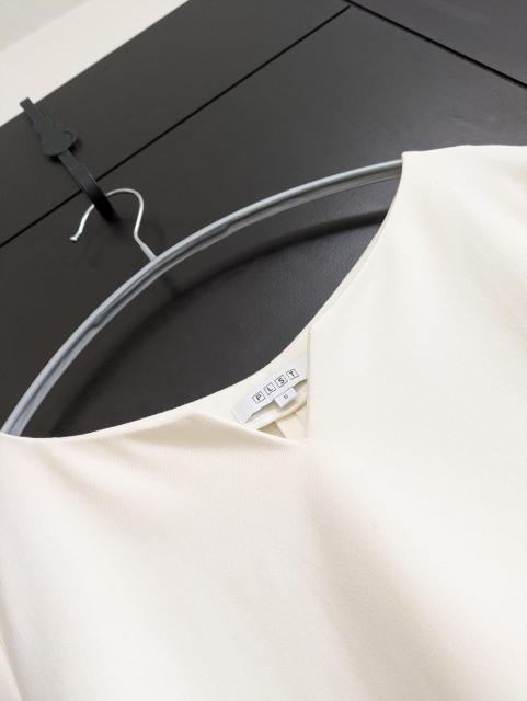 �v���X�e���u���E�X���ߗށ�PLST������180�`