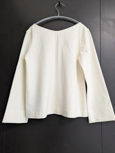 �v���X�e���u���E�X���ߗށ�PLST������180�`