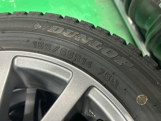 0092438)���Y���ÃX�^�b�h���X�^�C���_�����b�v�E�B���^�[�}�b�N�X4�{�y�����ԗp�A���~�z�C�[���Z�b�g155/65R14�������� �� ������/�o�C�N