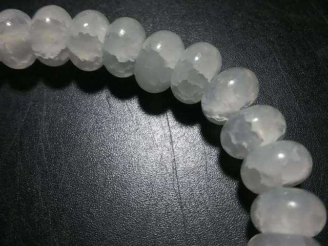 お得意さま感謝Day★天然石★龍紋瑪瑙(ホワイト) 8mm ブレス < 女性アクセサリー/時計 お得意さま感謝Day★天然石★龍紋瑪瑙(ホワイト) 8mm ブレス < 女性アクセサリー/時計の