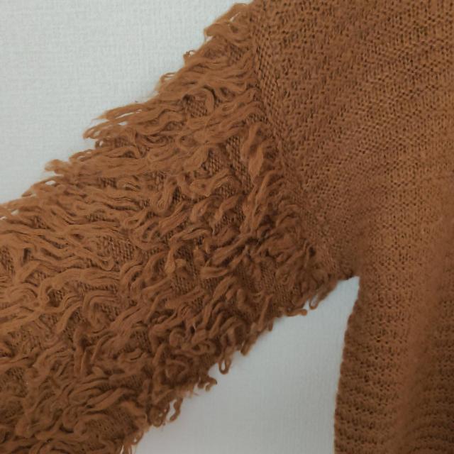 レイカズン フリンジ付き イエローブラウン ニット セーター F < ブランド レイカズン フリンジ付き イエローブラウン ニット セーター F < ブランドの