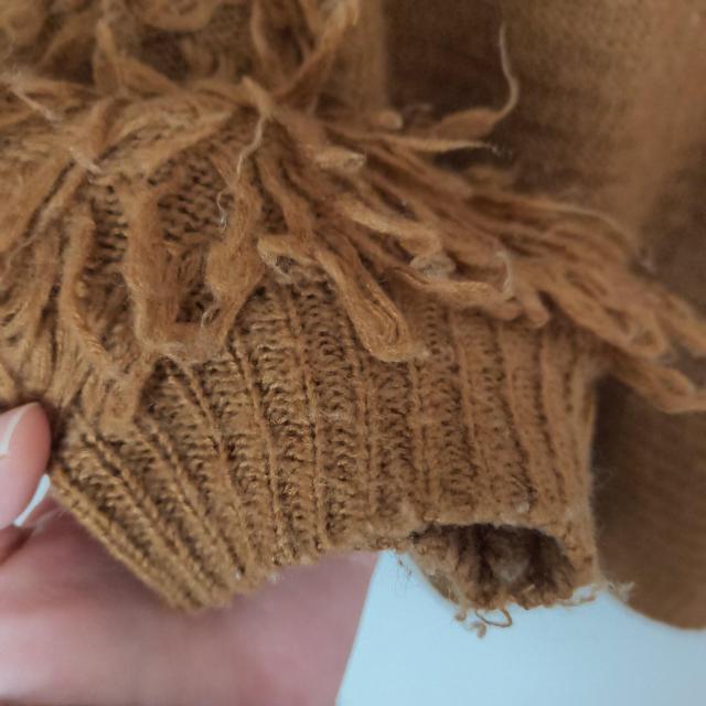 レイカズン フリンジ付き イエローブラウン ニット セーター F < ブランド レイカズン フリンジ付き イエローブラウン ニット セーター F < ブランドの