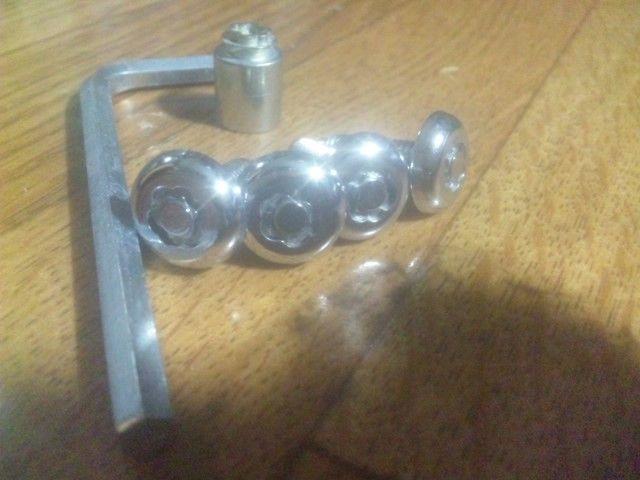 �y�����ԗp�i���o�[���b�N�i����h�~�j �� ������/�o�C�N