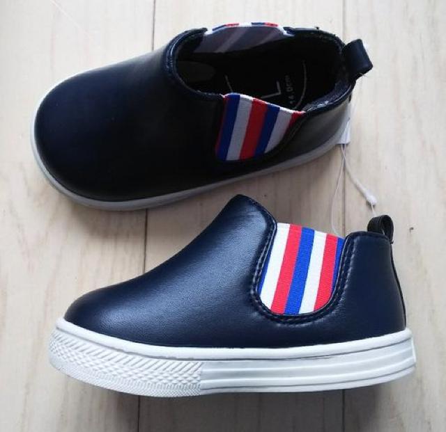 14cm★サイドゴアブーツ★ベビーブーツ★新品★ネイビー < キッズ/ベビー  14cm★サイドゴアブーツ★ベビーブーツ★新品★ネイビー < キッズ/ベビーの