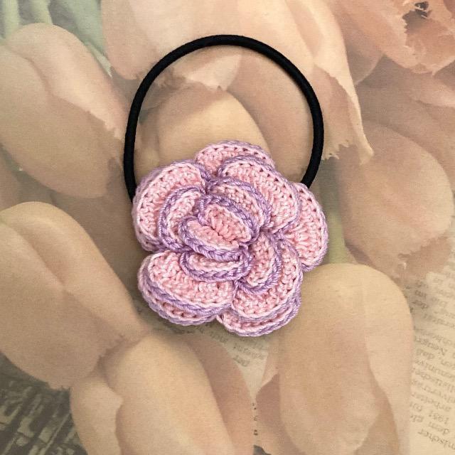 ハンドメイド♪レース編み 薔薇風お花モチーフのヘアゴム < 女性ファッション  ハンドメイド♪レース編み 薔薇風お花モチーフのヘアゴム  < 女性ファッションの