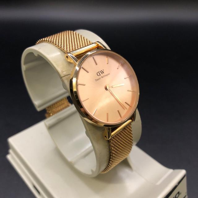 Daniel Wellington _jGEFg rv sNS[h  ANZT[/v 