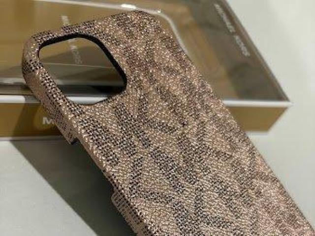 }CPR[X iPhone13 Ή P[X [Y S  uh 