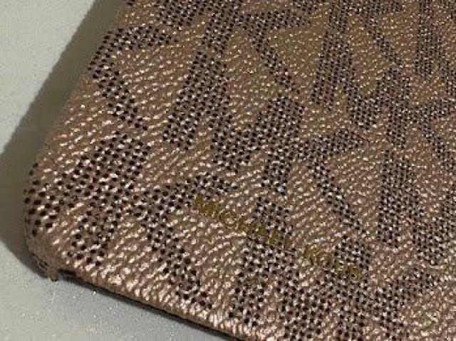 }CPR[X iPhone13 Ή P[X [Y S  uh 