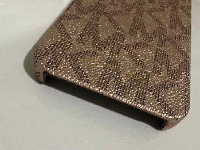 }CPR[X iPhone13 Ή P[X [Y S  uh 