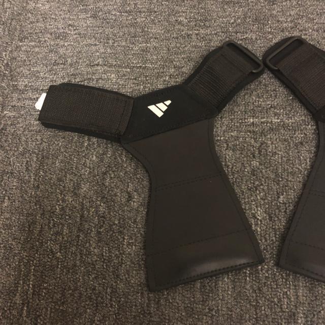 ���� adidas �A�f�B�_�X �p���[�O���b�v L/XL �� �u�����h�� 