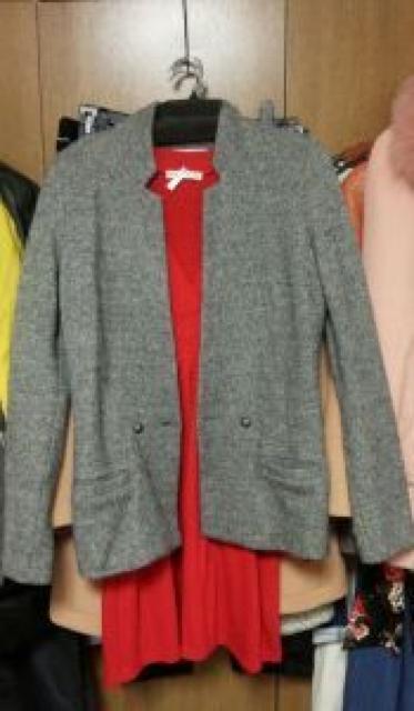 黒ウールアンゴラジャケット長袖丈長め襟なしダブル2ボタンS〜M < 女性ファッション  黒ウールアンゴラジャケット長袖丈長め襟なしダブル2ボタンS〜M < 女性ファッションの