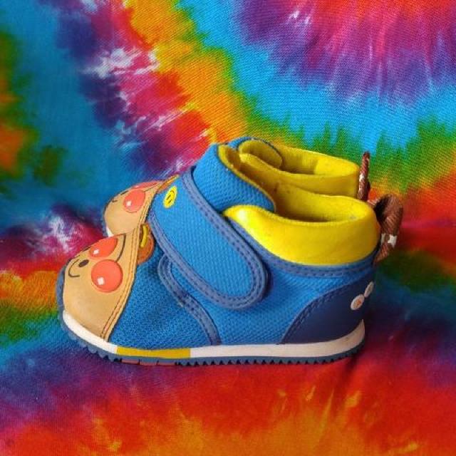 アンパンマン♪激カワッ♪フェイススニーカー×シューズ■13cm■ < キッズ/ベビー アンパンマン♪激カワッ♪フェイススニーカー×シューズ■13cm■ < キッズ/ベビーの