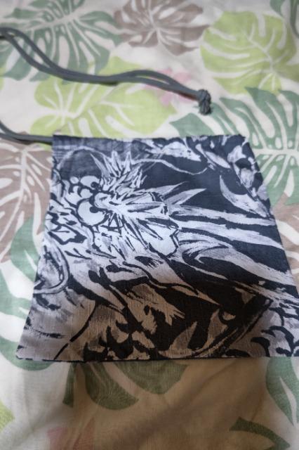 ★処分品★グレー×龍水墨画大柄ナナメ掛巾着袋 < キッズ/ベビー  ★処分品★グレー×龍水墨画大柄ナナメ掛巾着袋  < キッズ/ベビーの