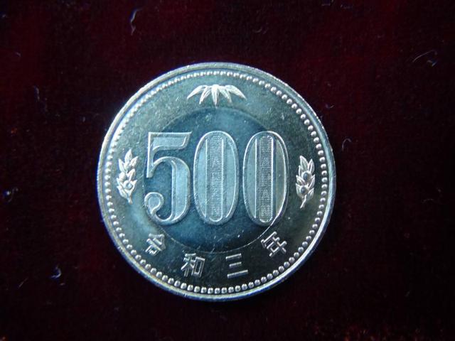 令和3年500円硬貨40819 !!! < ホビー 令和3年500円硬貨40819 !!! < ホビーの