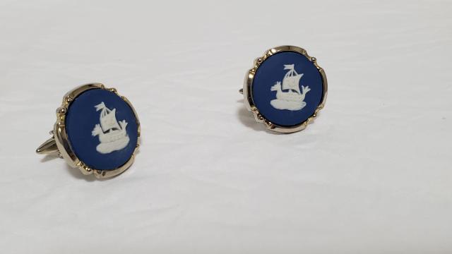 正規 ウェッジウッド ジャスパー 帆船モチーフカフス 青 白 メタル ラージL ラウンドカフリンクス ボタン クラシックオールド < 男性ファッション  正規 ウェッジウッド ジャスパー 帆船モチーフカフス 青 白 メタル ラージL ラウンドカフリンクス ボタン クラシックオールド < 男性ファッションの