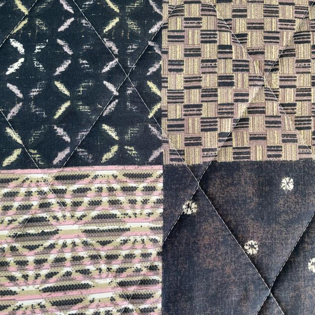 特価☆プリントキルトラグ☆3帖用☆180×230cm < インテリア/ライフ 特価☆プリントキルトラグ☆3帖用☆180×230cm < インテリア/ライフの