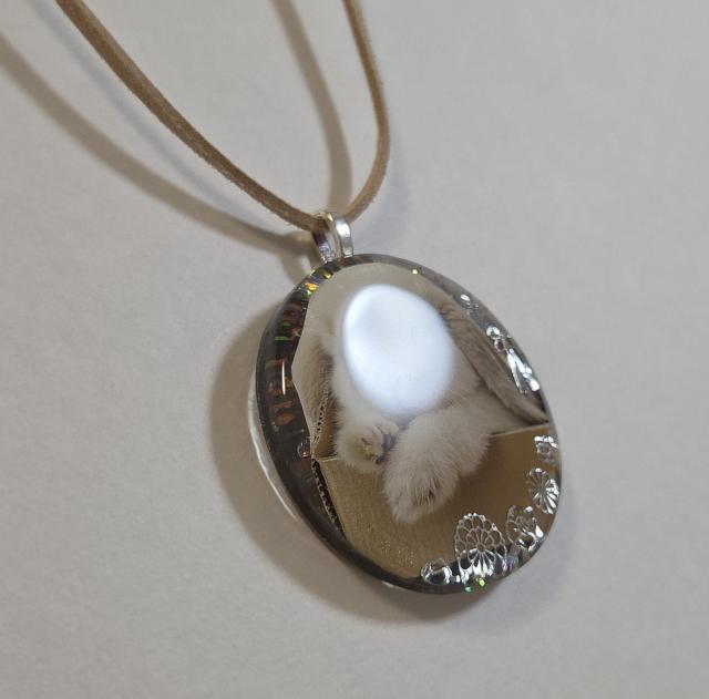 うさぎレジンネックレス★ かわいいネックレス うさぎ ウサギ ウサギアクセサリー うさぎアクセサリー うさぎブローチ < 女性ファッション うさぎレジンネックレス★ かわいいネックレス うさぎ ウサギ ウサギアクセサリー うさぎアクセサリー うさぎブローチ < 女性ファッションの