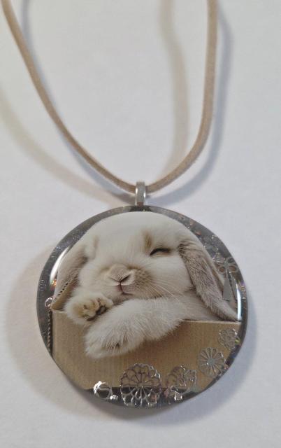 うさぎレジンネックレス★ かわいいネックレス うさぎ ウサギ ウサギアクセサリー うさぎアクセサリー うさぎブローチ < 女性ファッション うさぎレジンネックレス★ かわいいネックレス うさぎ ウサギ ウサギアクセサリー うさぎアクセサリー うさぎブローチ < 女性ファッションの