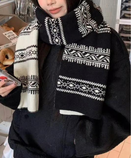 送料無料 新品 ノルディック柄ニットマフラー 肩掛け秋冬 < 女性ファッション 送料無料 新品 ノルディック柄ニットマフラー 肩掛け秋冬 < 女性ファッションの