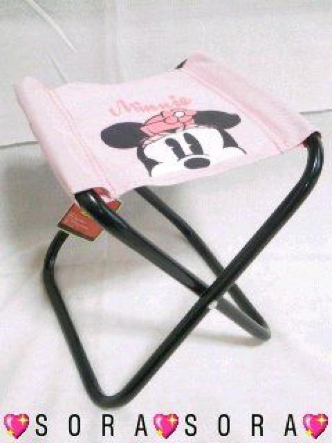 ディズニー【ミニー】可愛い♪アウトドア.ライブ.花火大会.フリマに!コンパクト 折り畳み 椅子チェアー < アニメ/コミック/キャラクター ディズニー【ミニー】可愛い♪アウトドア.ライブ.花火大会.フリマに!コンパクト 折り畳み 椅子チェアー < アニメ/コミック/キャラクターの