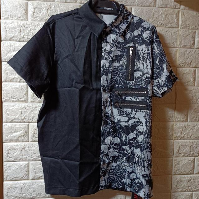 ROMWE★メンズ★スカル+ジップデザイン半袖シャツ/L < 男性ファッション  ROMWE★メンズ★スカル+ジップデザイン半袖シャツ/L < 男性ファッションの