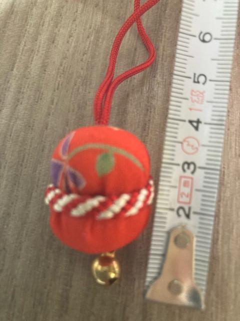 1777.未使用☆鈴付き和花柄根付 < 女性ファッション  1777.未使用☆鈴付き和花柄根付 < 女性ファッションの