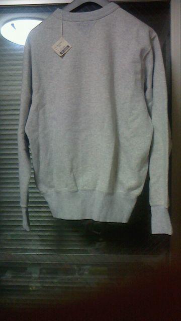 トイズマッコイ 両Vスエット ワーナーブラザーズ バッグスバニー < 男性ファッション  トイズマッコイ 両Vスエット ワーナーブラザーズ バッグスバニー < 男性ファッションの