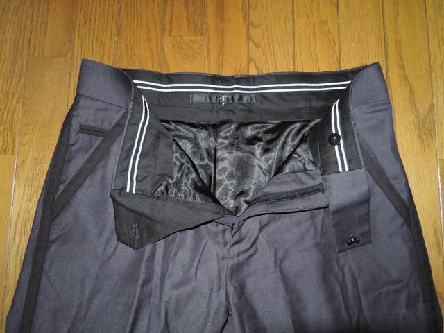 NO ID. �m�[�A�C�f�B�[ �X���b�N�X 2 ���C���p���c �X�[�c �� �u�����h�� 