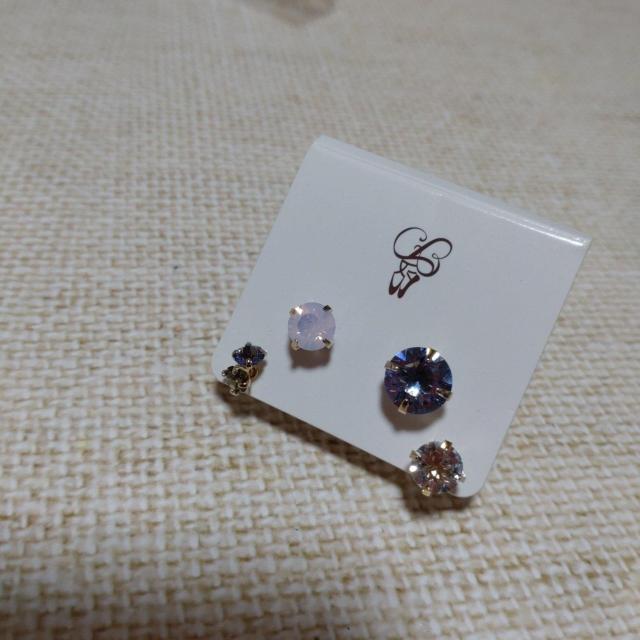 ラインストーンモチーフピアスセット < 女性アクセサリー/時計  ラインストーンモチーフピアスセット  < 女性アクセサリー/時計の