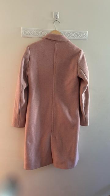 ストラディバリウス ダブルブレスト ロングコート ピンク S < 女性ファッション ストラディバリウス ダブルブレスト ロングコート ピンク S < 女性ファッションの