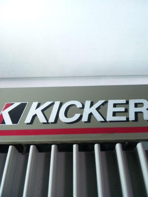 美品!プレミアムアンプ!KICKER! < 自動車/バイク 美品!プレミアムアンプ!KICKER! < 自動車/バイク