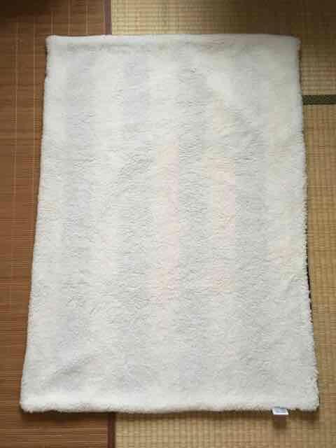 白猫のターチャン・白黒ボーダー柄ボア素材ブランケット。 < インテリア/ライフ 白猫のターチャン・白黒ボーダー柄ボア素材ブランケット。 < インテリア/ライフの