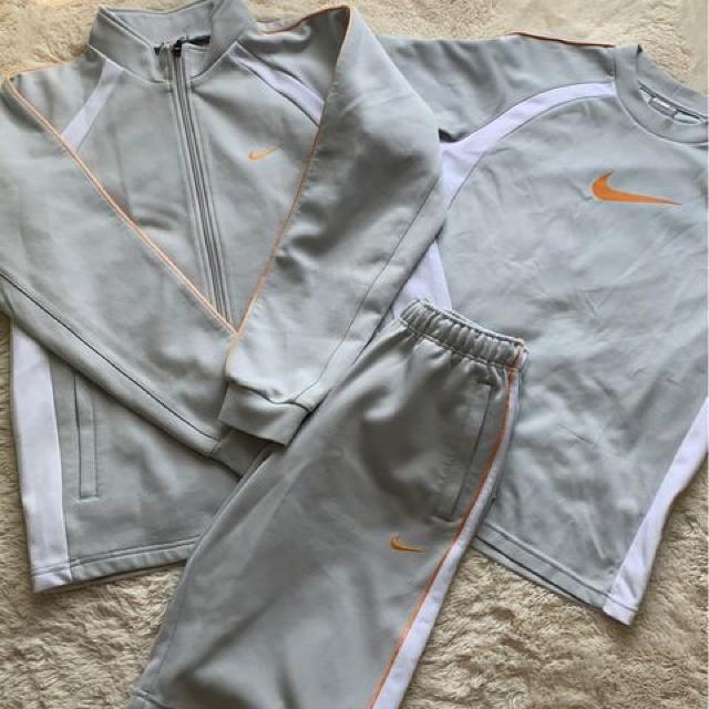 NIKE  W[WO_Zbg  140`160Z`   uh 